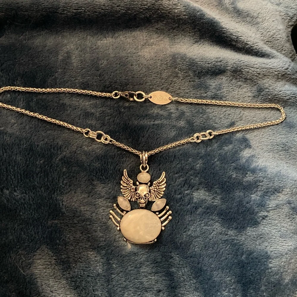 Genuine natural Moonstone gemstones  skull design with wings boho goth necklace - Picture 14 of 15